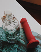 Impressions Las Vegas - Vibrating Dildo with Suction Cup