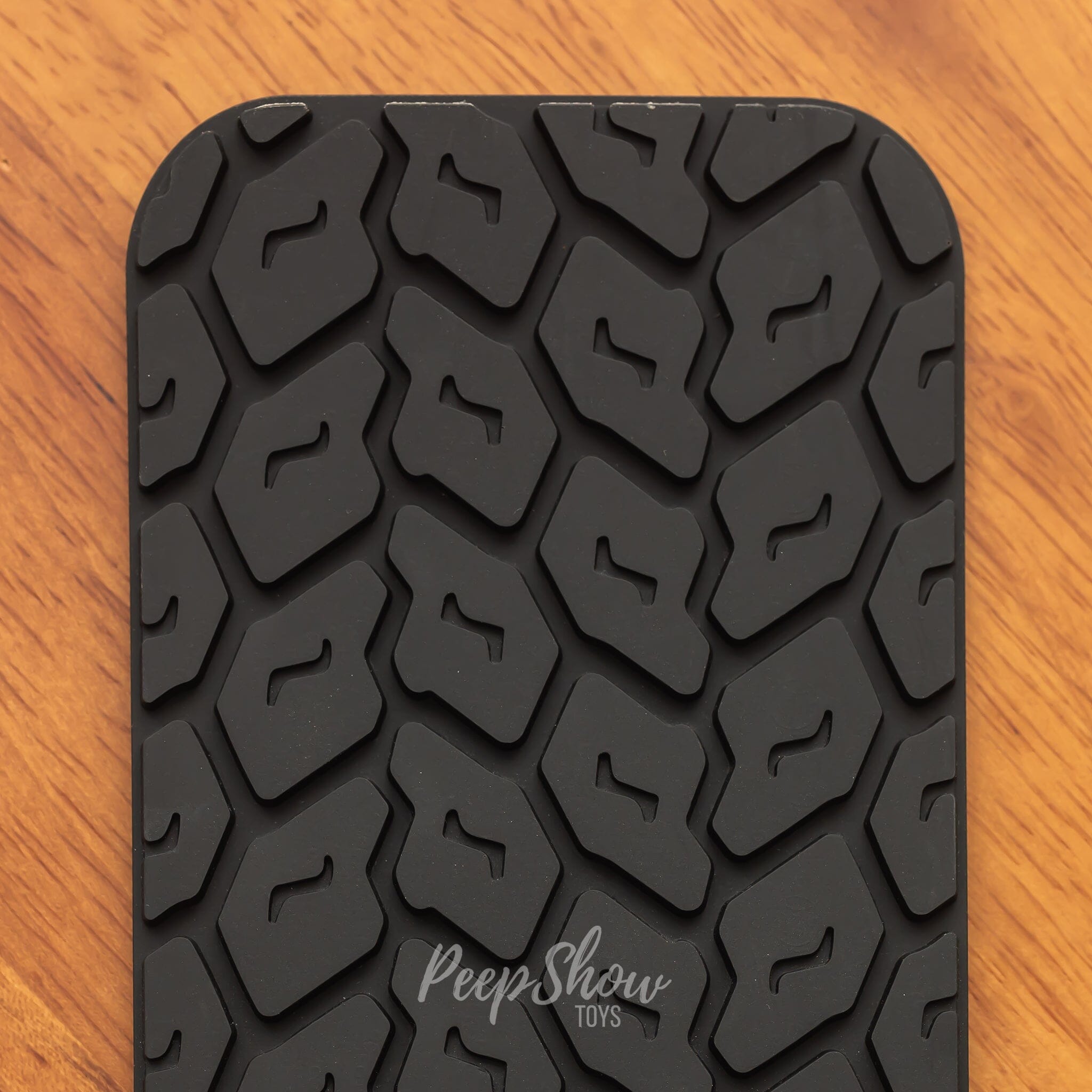 Sei Mio Tyre Paddle - Tire-Tracks Imprint Spanking Paddle