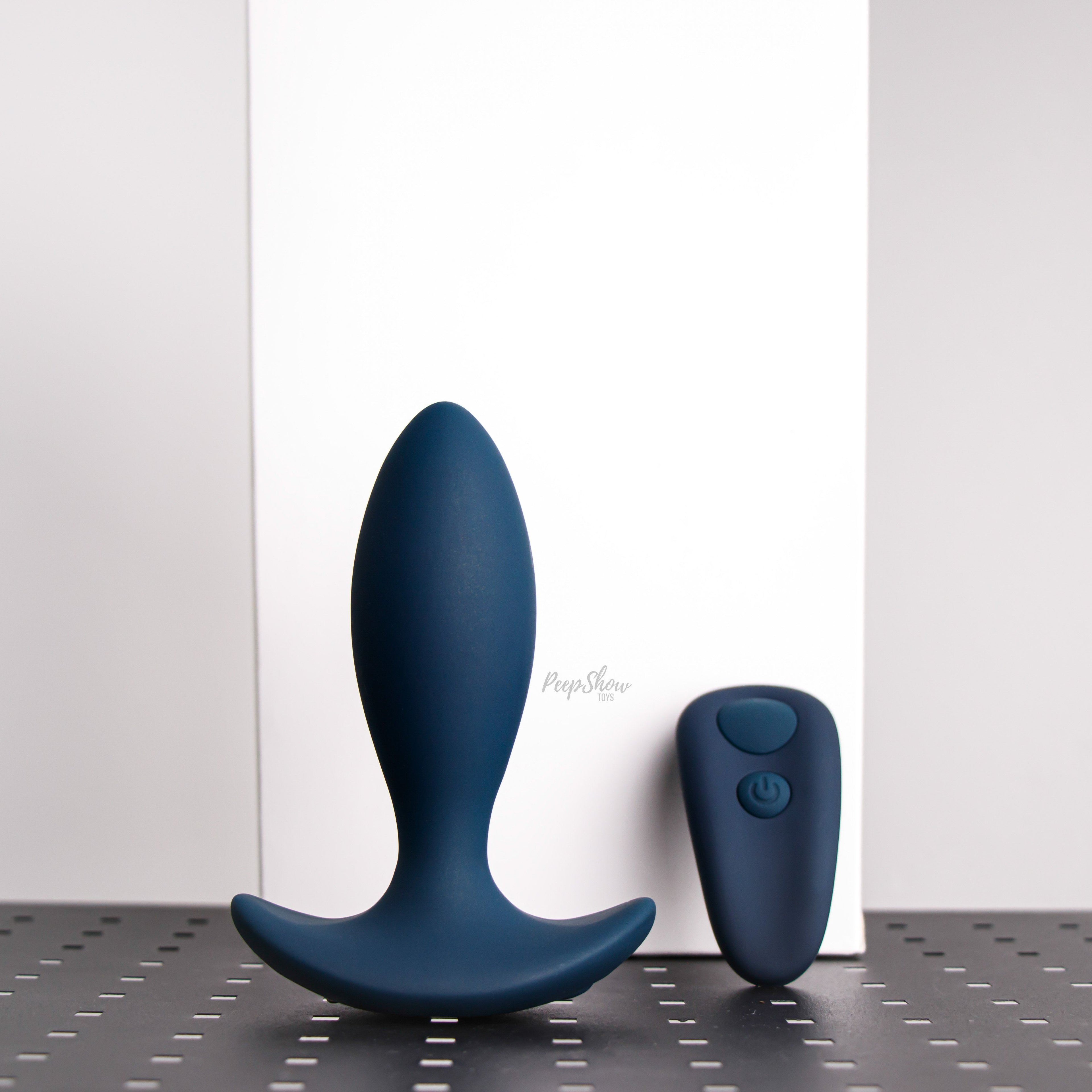 Lux Active Throb Thrusting Butt Plug with Remote Control