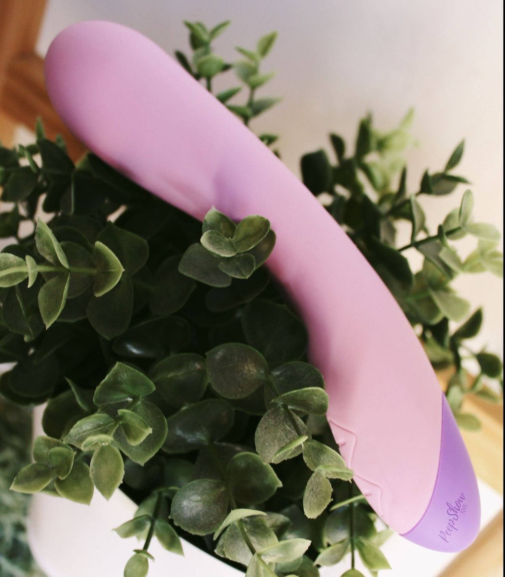 Blush Wellness G Curve Waterproof Rechargeable Vibrator